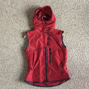 ♥️ Red Windbreaker Vest ♥️